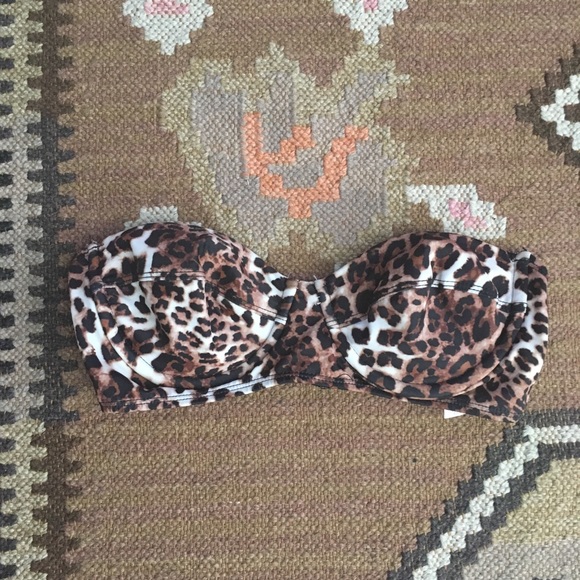NWOT leopard bikini swim top sz small - Picture 3 of 5